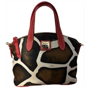 DOONEY & BOURKE GIRAFFE PRINT CANVAS SHOULDER BAG